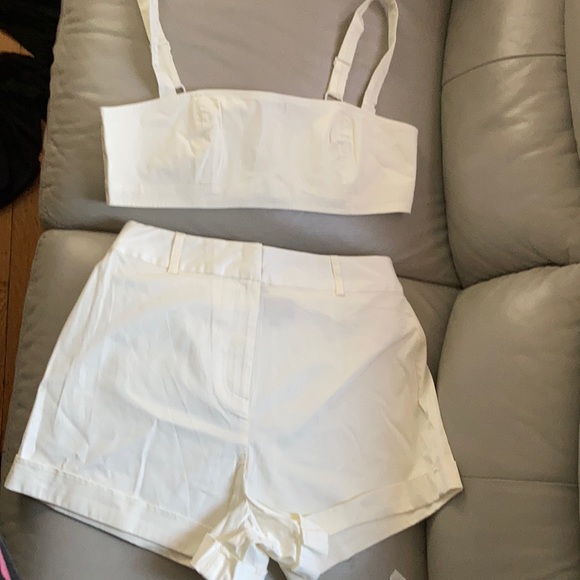 Set two pieces short white - Picture 1 of 4
